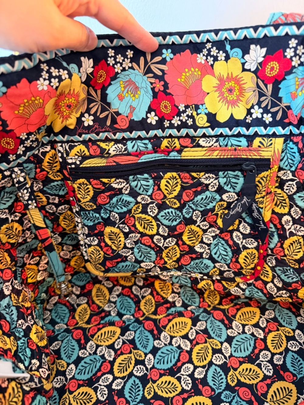 Vera Bradley Extra Large Open Top Tote in Happy Snails - Picture 4 of 4